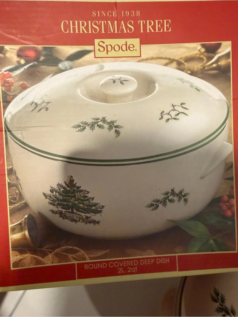 Spode Christmas Tree Covered Casserole in Cream and Green